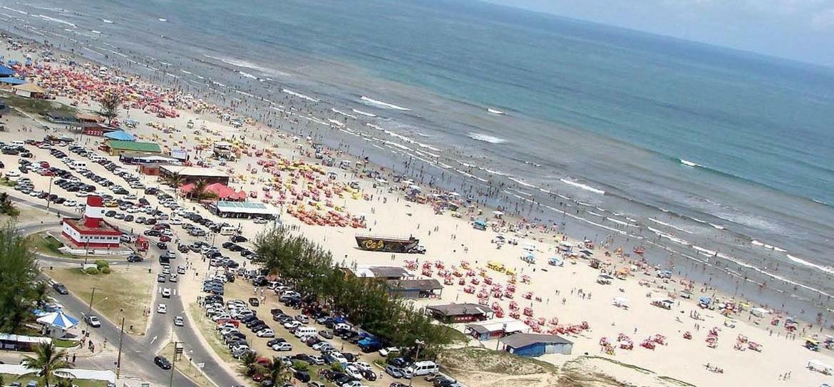Ilha Comprida-Casa Madeira-Conforto Familiar Екстериор снимка